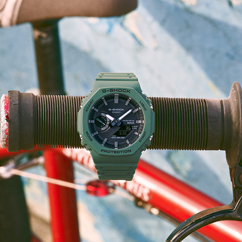 卡西欧手表 G-SHOCK  【明星同款】极简八边形表盘设计  双显轻薄表款 防水防震太阳能动力蓝牙连接运动男表GA-B2100