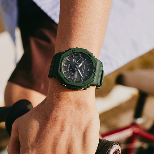 卡西欧手表 G-SHOCK  【明星同款】极简八边形表盘设计  双显轻薄表款 防水防震太阳能动力蓝牙连接运动男表GA-B2100