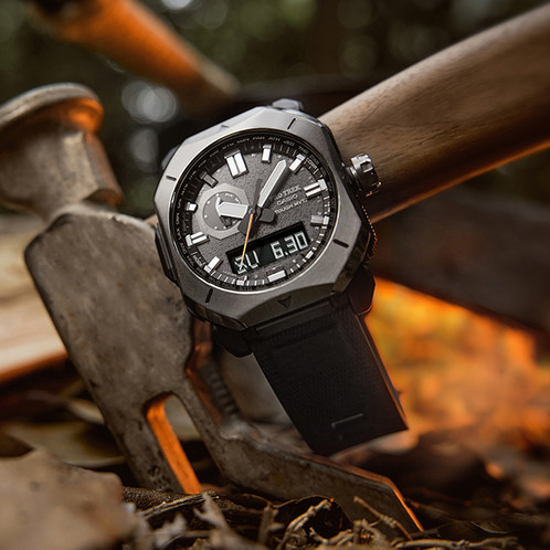 卡西欧手表 PRO TREK  FieldSurvivor系列  防水太阳能动力六局电波运动表款PRW-6900