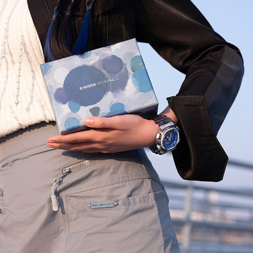 卡西欧手表 G-SHOCK  冰蓝精灵系列 特殊礼盒 防水防震运动表款GMA-S110TB/S120TB