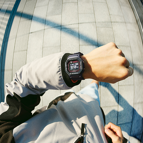 卡西欧手表 G-SHOCK  心率血氧测量计步功能 防水防震太阳能动力运动表款DW-H5600MB-1A4PR