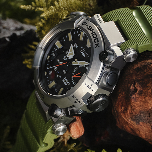 卡西欧手表 G-SHOCK  【新品】MR-G FROGMAN 系列 日本山形工厂高端生产线 人造蓝宝石玻璃镜面背刻 防水防震防磁蓝牙连接六局电波太阳能动力表款MRG-BF1000RG-3ADR