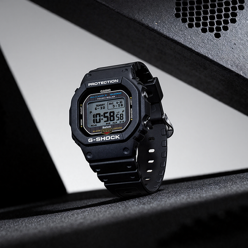 卡西欧手表 G-SHOCK  【新品】时尚运动设计MIP屏经典方块防水防震运动男表GW-BX5600