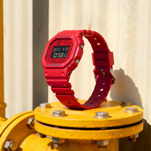 卡西欧手表 G-SHOCK  【新品】主题系列 特殊礼盒 防水防震运动表款DW-5600RRB/DW-6900RRB/GA-110RRB/GA-2100RRB